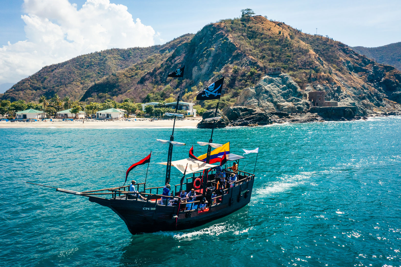 Aventura Barco Pirata|Visit Santa Marta