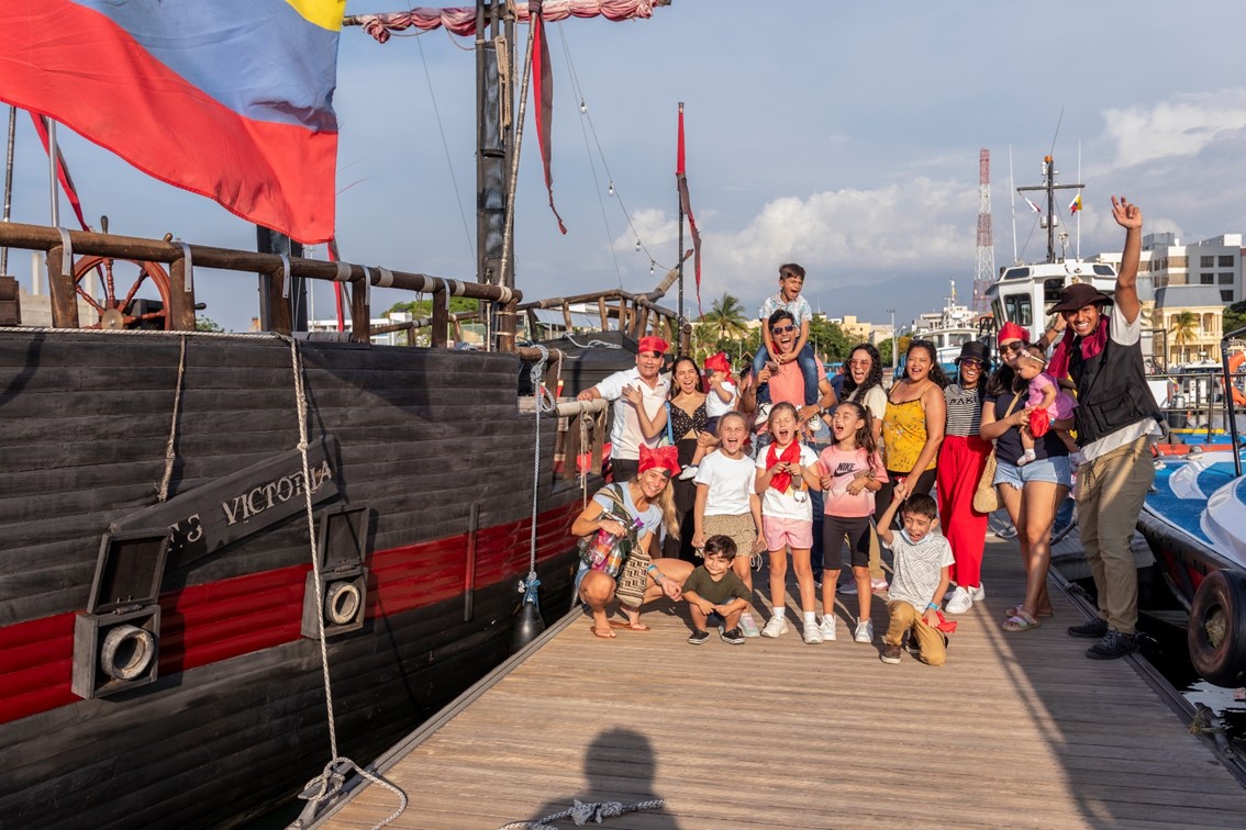Aventura Barco Pirata|Visit Santa Marta